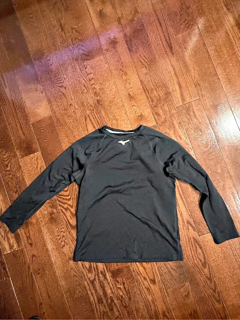 Mizuno Performance Boys XL Black Long Sleeve Athletic Top
